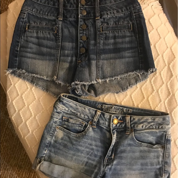 American Eagle Outfitters Pants - American Eagle denim shorts - lot of 2 - both sz 6